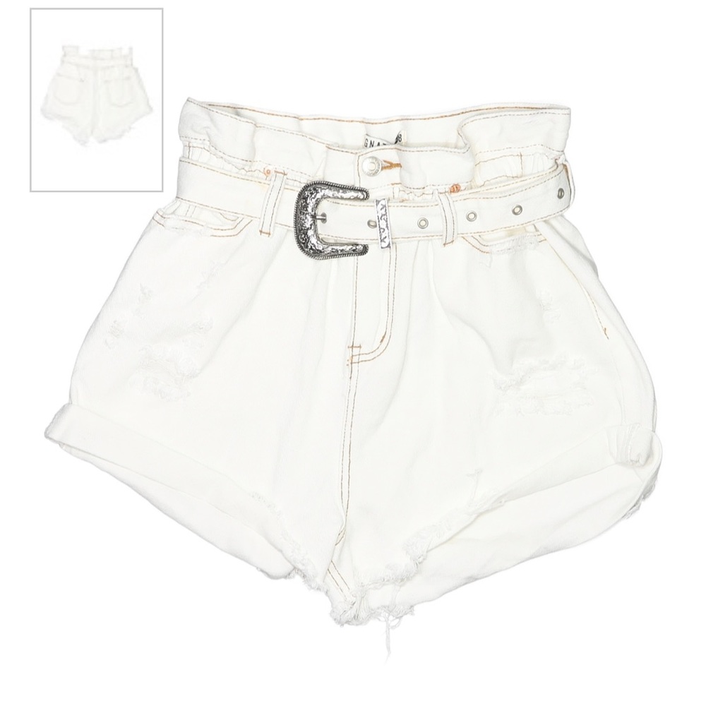 Signature8 White denim shorts with belt